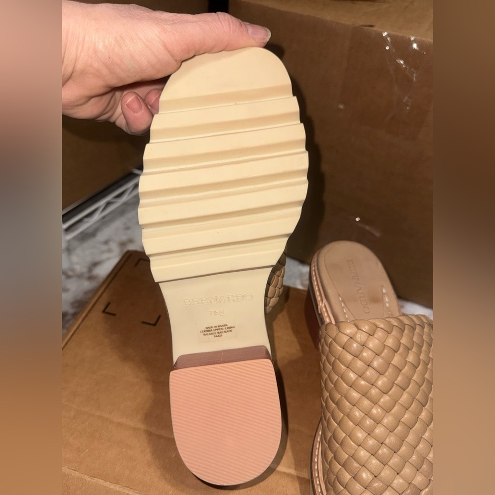 Bernardo Tan Woven Leather Mule - Picture 8 of 9